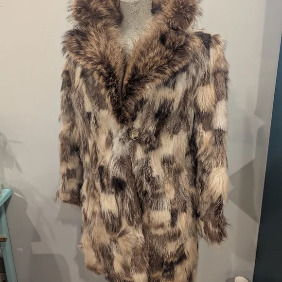 Vintage Patchwork Coyote Fur Coat Reversible Hippy Floral Pattern Sz M - Picture 8 of 8